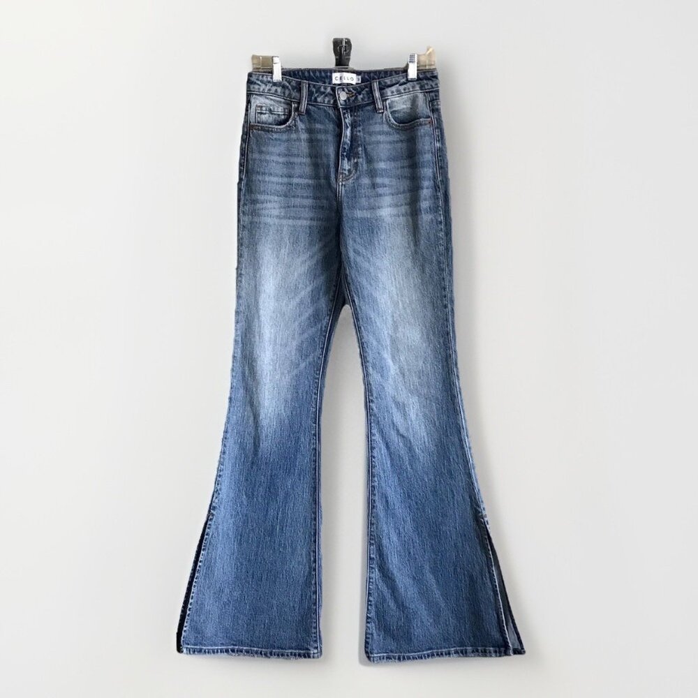 Cello Jeans Woman’s‎ Blue High Rise Flare Split Hem Side Slit Junior Size 3